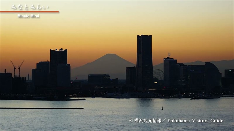 みなとみらい越しの富士山